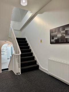 The Whitley Maisonette, Luxury Family Holiday Home - 2