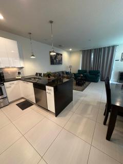 Family 3BR Townhouse w Splash Pool Serenity - 5