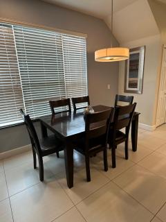 Family 3BR Townhouse w Splash Pool Serenity - 4