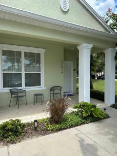 Family 3BR Townhouse w Splash Pool Serenity - 2