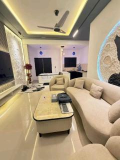 Premium Single Room in d12 - 1