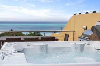 Beachfront -Bella Vista Penthouse 2BR condo - E523 - Palm-Eagle Beach - 8