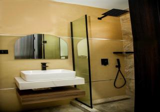 Lekki Central Apartments With Pool - 7