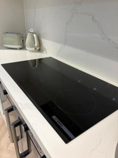 Luxury 1-Bedroom Retreat on 10 Acres, near beaches - 5