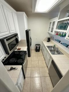 Family Friendly Beach Condo with Pool - 2