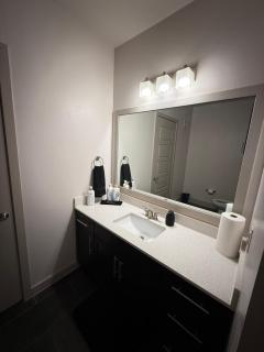 Dallas Loft-Your getaway home - 4