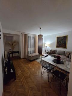 BMM LUX APARTMENT CENTAR - 0