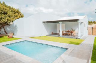 New Modern 3br Private Pool, 6min Form The Beach - 0