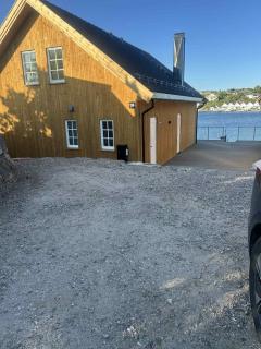 Hytte med sjøen - 1
