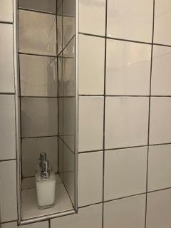 La casa con la fontana di pietra 2 - 8