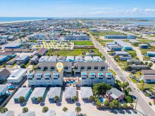 Serenity Min to Beach Resort Pool & Waterslide - 6