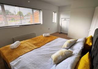 Home In Northampton - 5