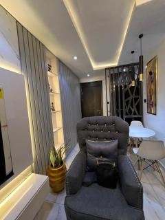 Ladi's place Anthony Ikeja - Lagos - 5