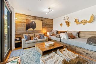 Ulerys Lake Cabin Hot Tub & Mountain Views - 8