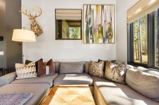 Ulerys Lake Cabin Hot Tub & Mountain Views - 3