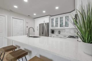 Waterfront - Family & Pet Friendly - 1BR-1BA - 4