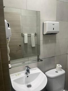 CH Otello Rooms I - Madrid - 9