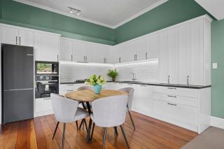 Poolside Villa on Dublin - Martinborough Retreat - 9