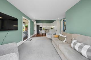 Poolside Villa on Dublin - Martinborough Retreat - 6