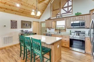 Fireplace, Mtn View! Cabin 12 Mi to Harrahs Casino - 3