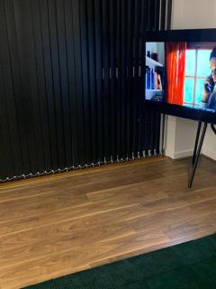 Posh 1 Bed Flat-Direct links to Central London - 2