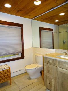 Beautiful Guest Cabin on Quiet Estate - 1