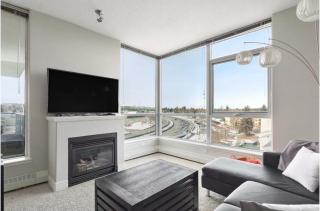 The Spruce Modern 2BR Condo with Pool & Parking - 0