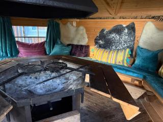 Under the North Star Luxury Lotus Bell with Hot Tub - 4