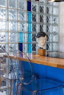 Spacious 5-Room Apartment by the Beach Bat Yam - 6