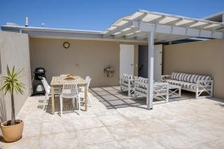 Castaways Penthouse Noosa, Beachfront Pool Tennis - 2