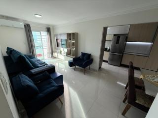 Apartamento completo e amplo - 0