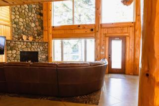 Spruces at Pine Cone Lodge- Big Sand Lake - 7