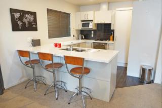 14 St James Avenue - 1