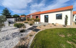 2 Bedroom Amazing Home In Talmont Saint Hilaire - 0