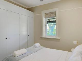 Classic Meets Modern in Central Wagga - 6