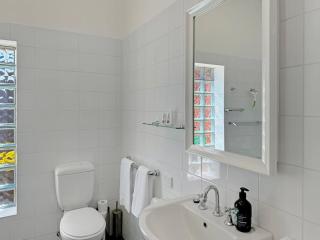 Classic Meets Modern in Central Wagga - 2