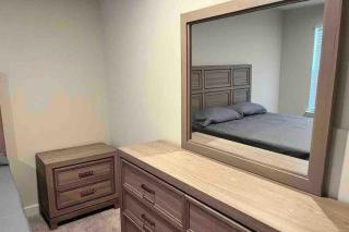 Private Room In A Modern Home - 6