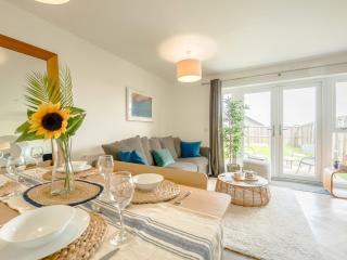 2 Bed in St Davids 92137 - 8