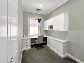 Peter's Central Haven - 5