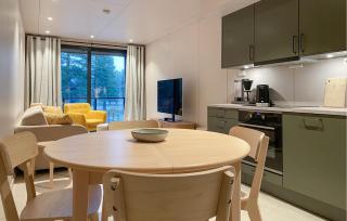 Beautiful Home In Bjorli - 1