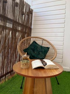 Archipel Guadeloupéen - Entre grand balcon, piscine & lagon - Élégant cocon d'architecte 2 étoiles - 6