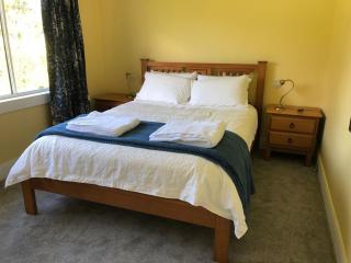 The yellow house - 5