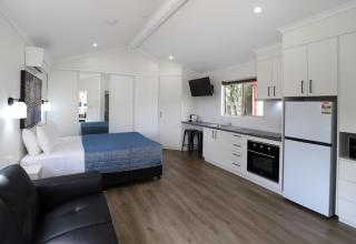 Kingaroy Holiday Park - 7