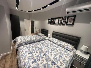 Old City Charm Prime Location Apartment - 2