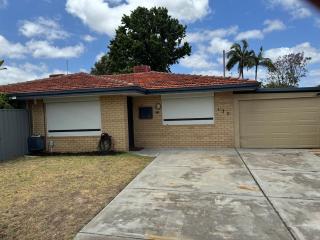 Hop skip and a jump to City and Optus Stadium - 5