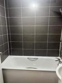 The Cosy Haven - 2 Bedroom house - 9