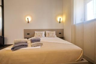 4 Lemons Luxury Studios - 5