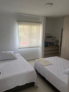 Full apartment near El Poblado - 1