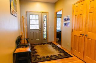 Hickory at Pine Cone Lodge - 3