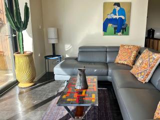 Provencal Villa with Garden & Pool - 9